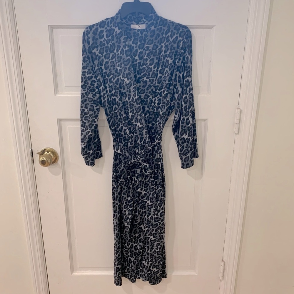 Natori Women’s Gray‎ Black Leopard Print Full Length Belted Robe Sz Small Luxury